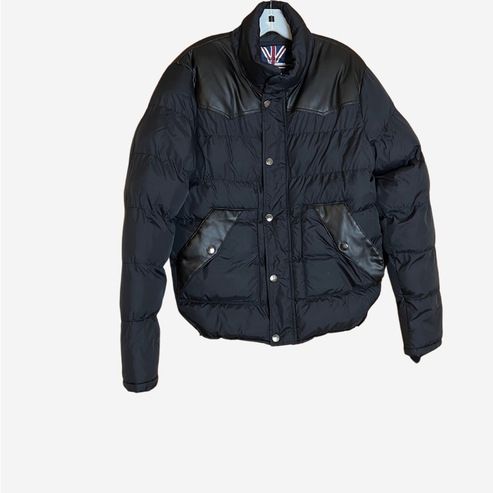 True Rock retro black puffer jacket men's size small.